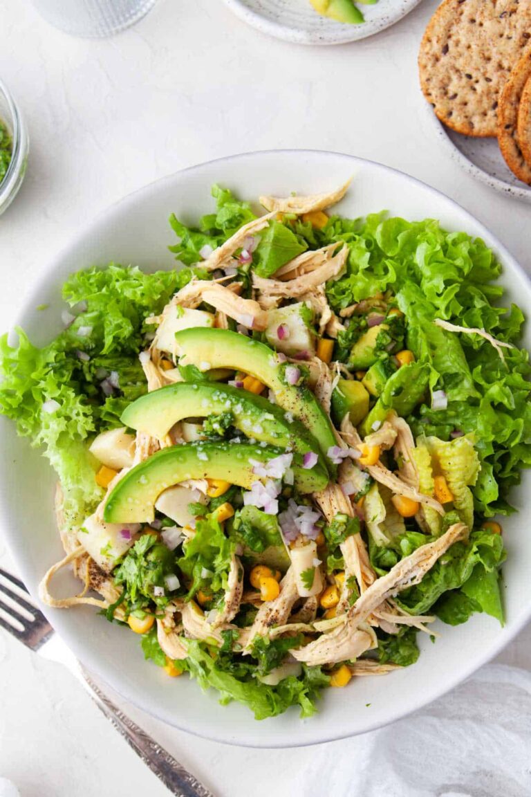 Ensalada De Pollo Con Aguacate