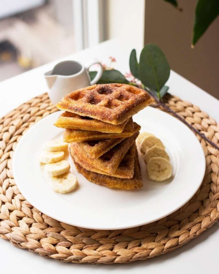 Dorados Waffles de Churro